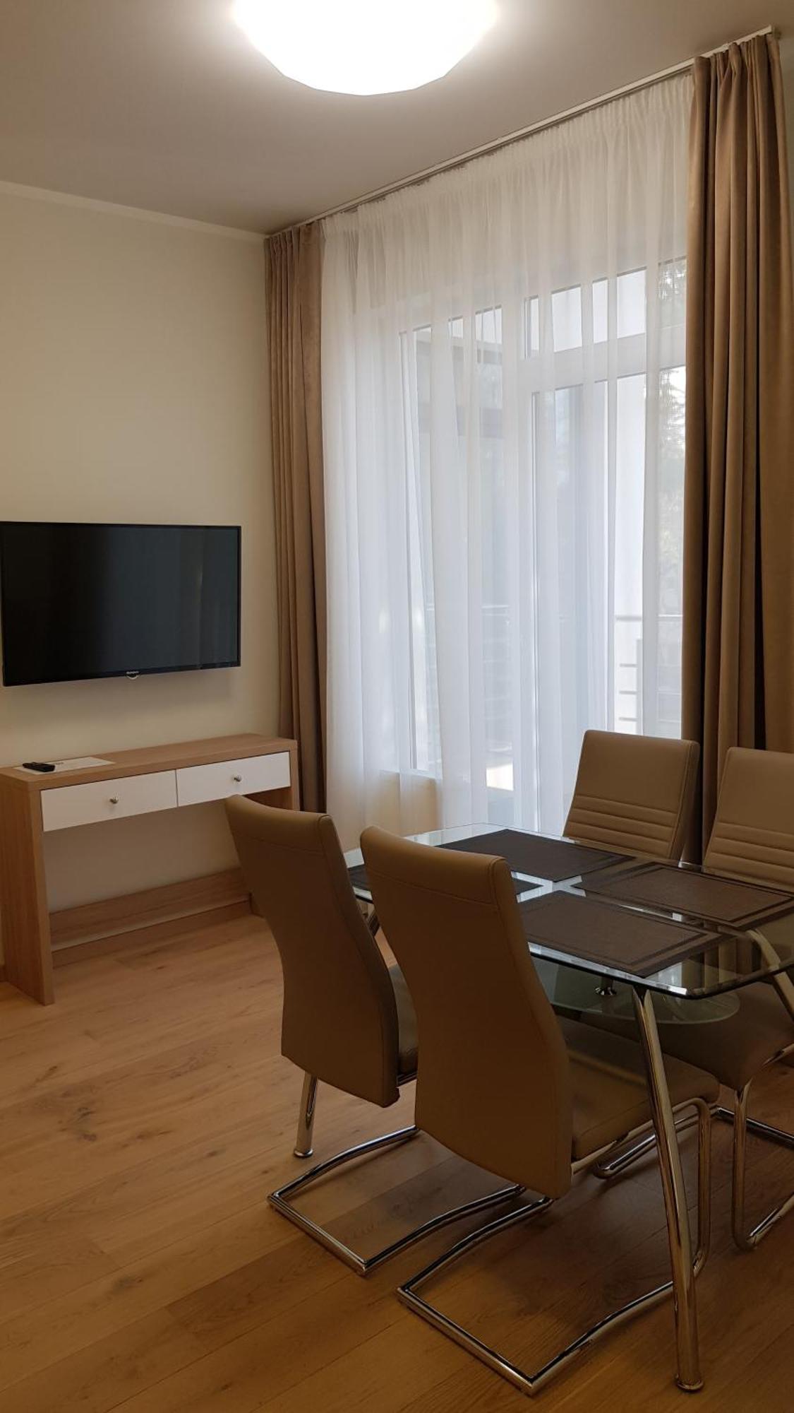 Black Pearl Apartments Jūrkalne Стая снимка
